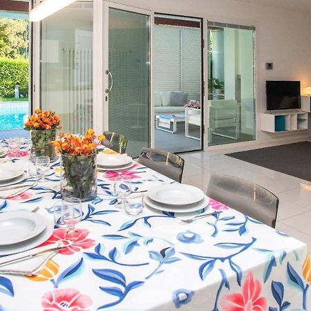 Villa Riva Beachfront Lignano Sabbiadoro Exterior foto